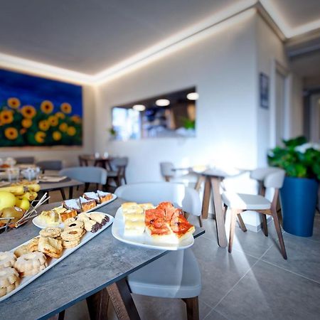 Albergo Giuan Arma Di Taggia Exteriér fotografie
